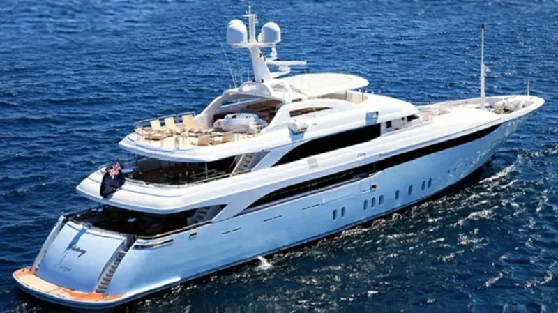 xone super yacht